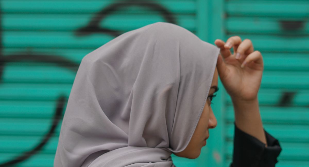 Porn Muslim Forced Mia - Hijab: An Oxymoron - UTS Vertigo